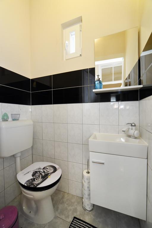 Apartment Metropolis 1 ซาเกร็บ ภายนอก รูปภาพ