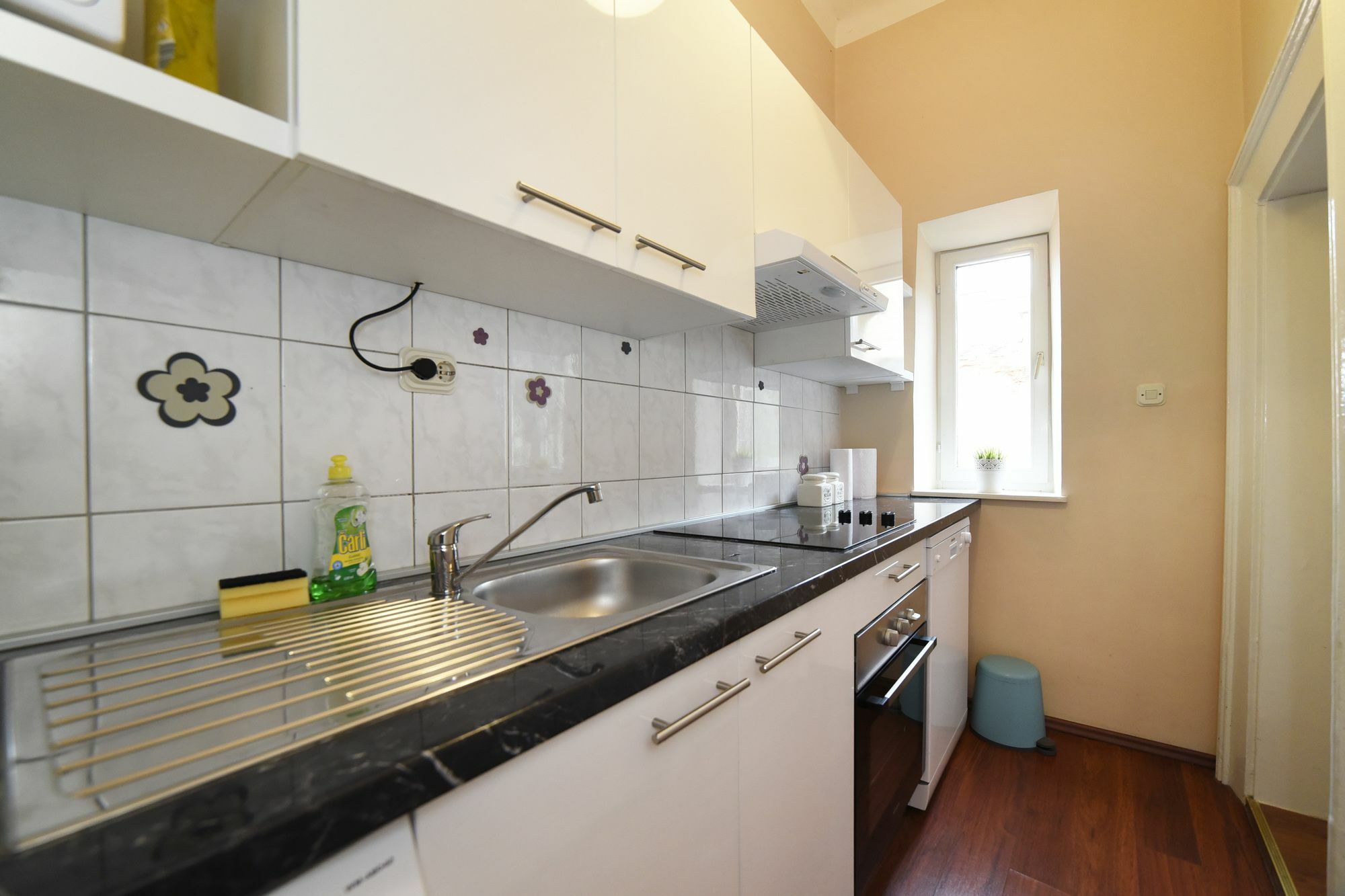 Apartment Metropolis 1 ซาเกร็บ ภายนอก รูปภาพ